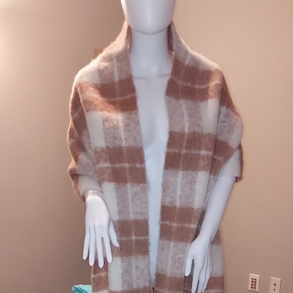 NWOT Steven Madden Scarf - Picture 1 of 8